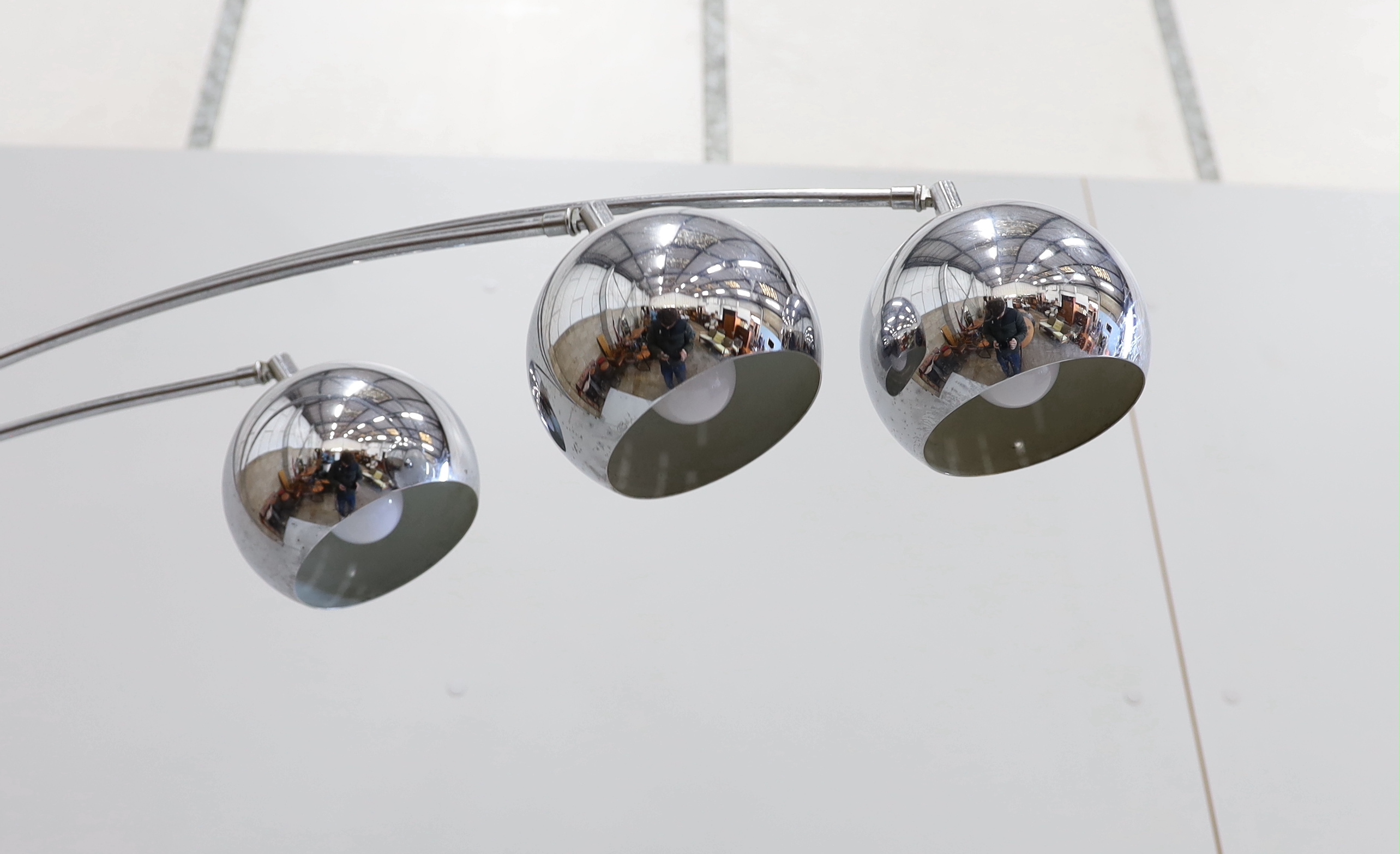 A 1960's three headed chrome arc floor light with marble base, height 180cm